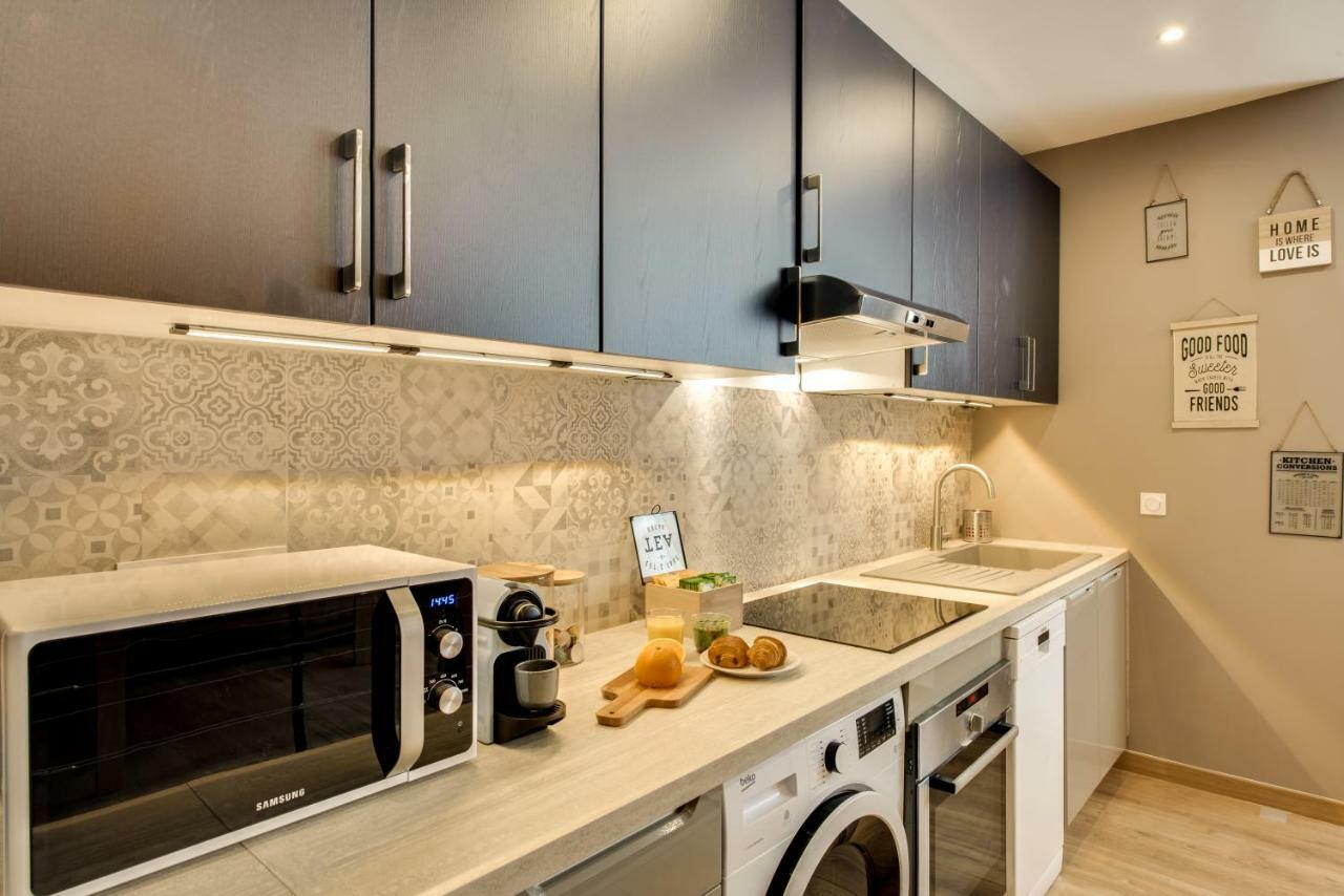 Beautiful Triplex In The Center Of Paris Apartment Екстериор снимка