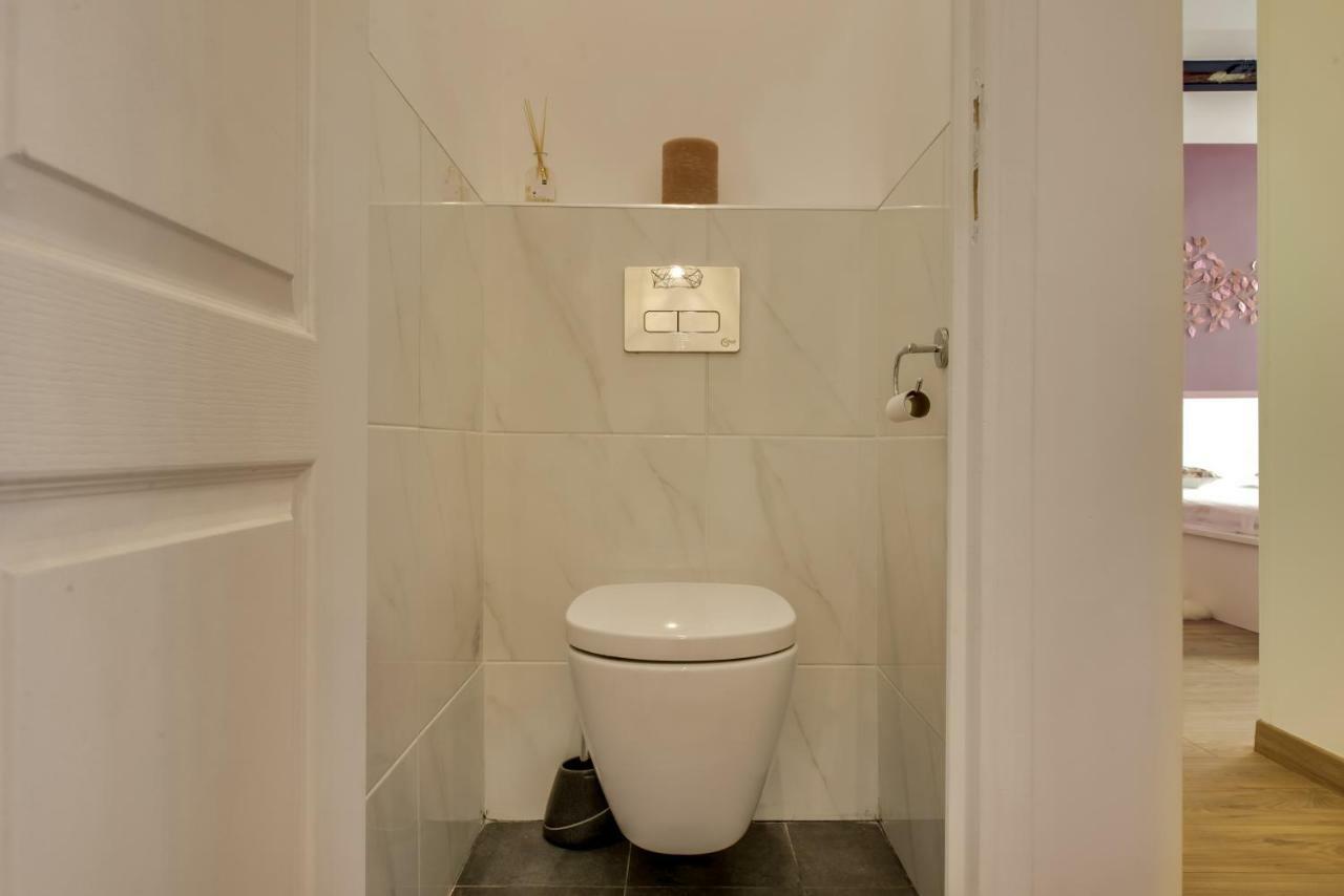Beautiful Triplex In The Center Of Paris Apartment Екстериор снимка